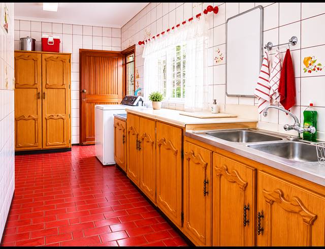 4 BEDROOM HOUSE FOR SALE IN THREE RIVERS EAST